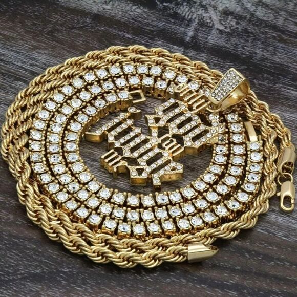 Only God Can Judge Me Pendant & 2 Chains Gold Set​ - Picture 2 of 3